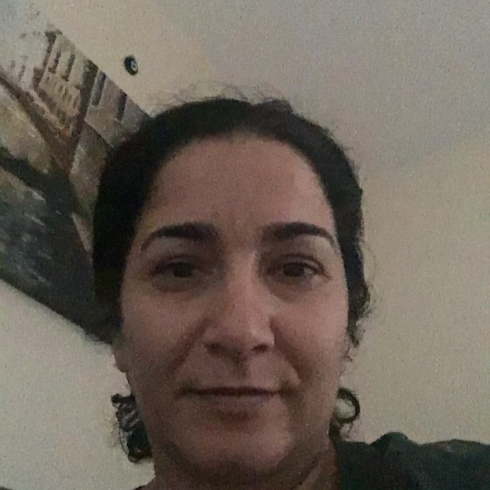 Meet your Posher, Emel